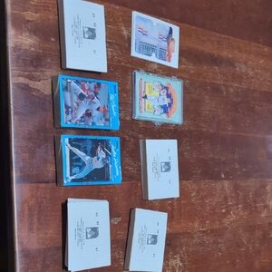 200 Card 1990 Donruss Baseball Card Lot And Puzzel Sets And Singles